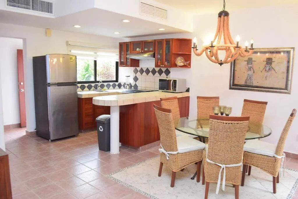 Villa Familiar En Exclusivo Condominio Playacar Playa del Carmen 0*,