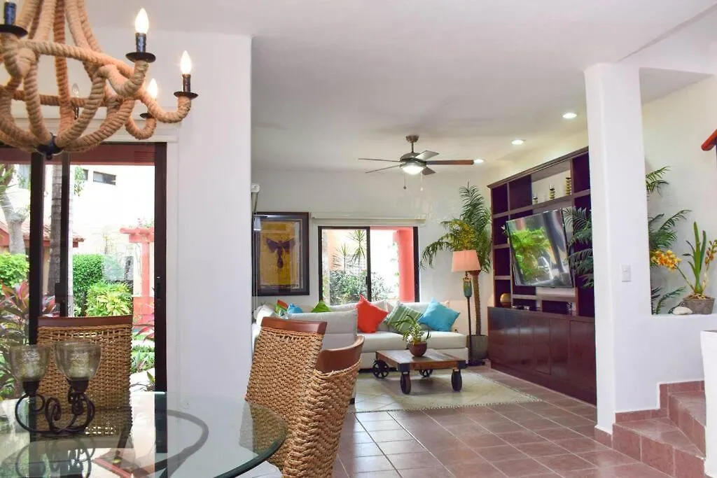 Villa Familiar En Exclusivo Condominio Playacar Playa del Carmen