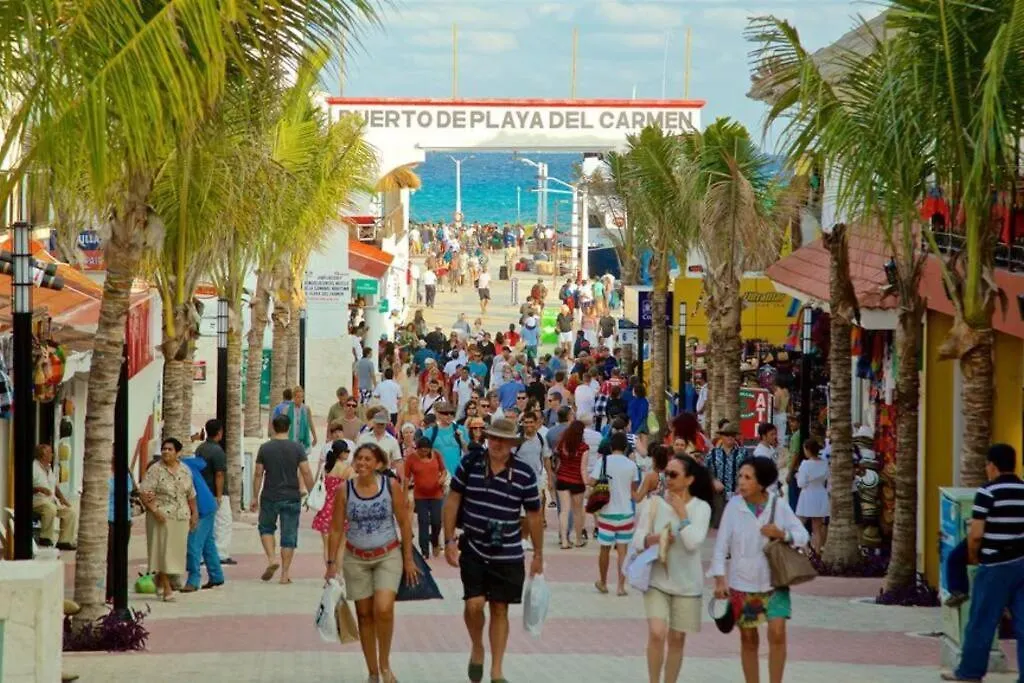 Villa Familiar En Exclusivo Condominio Playacar Playa del Carmen 0*,